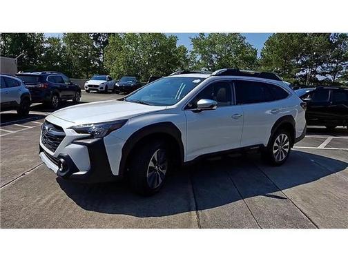 2025 Subaru Outback Touring XT