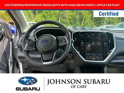 Crystal White Pearl 2025 Subaru Ascent Premium