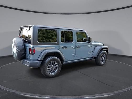 Anvil Clearcoat 2024 Jeep Wrangler Sport