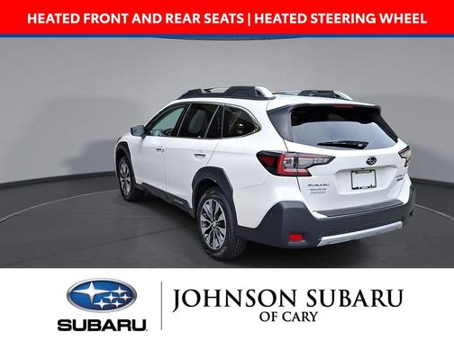 Crystal White Pearl 2023 Subaru Outback Touring