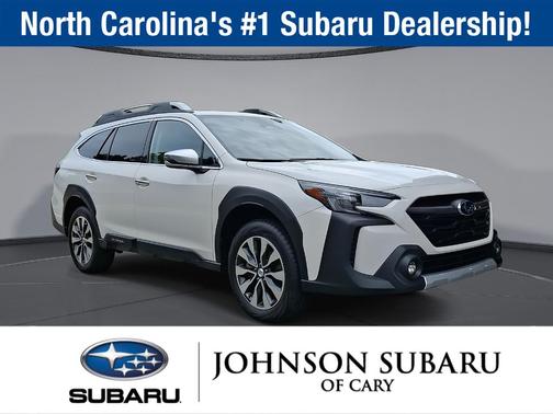 Crystal White Pearl 2023 Subaru Outback Touring