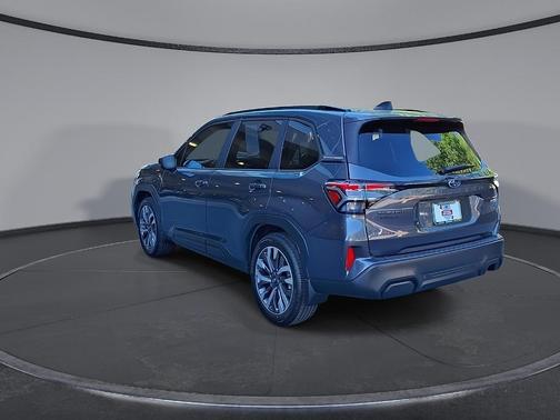 Magnetite Gray Metallic 2025 Subaru Forester Touring