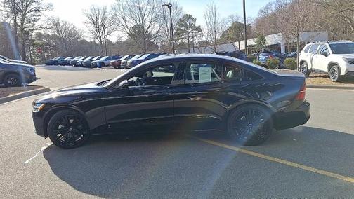 2024 Volvo S60 B5 Plus Black Edition