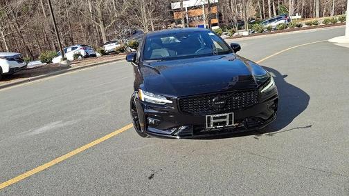 2024 Volvo S60 B5 Plus Black Edition