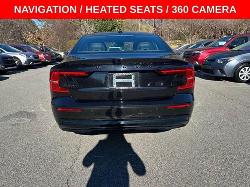 2024 Volvo S60 B5 Plus Black Edition