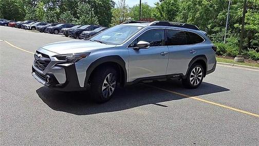 2025 Subaru Outback Touring