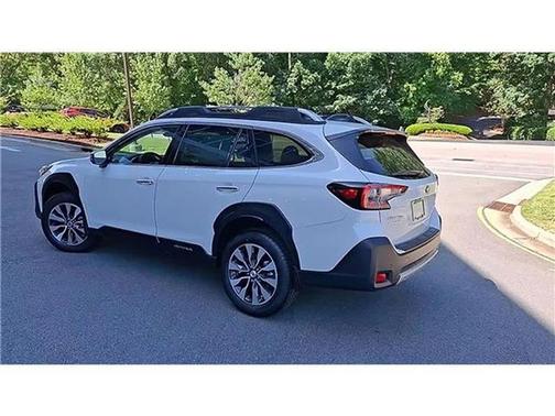 2025 Subaru Outback Touring XT