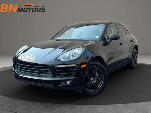 Black 2015 Porsche Macan Macan Sport Edition