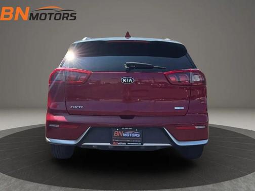 Crimson Red 2018 Kia Niro LX