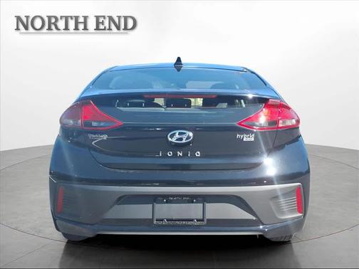2018 Hyundai IONIQ Hybrid Blue