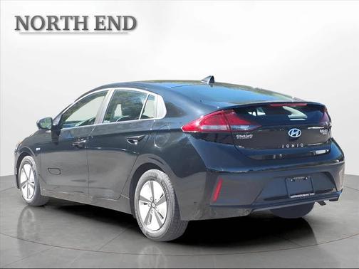 2018 Hyundai IONIQ Hybrid Blue