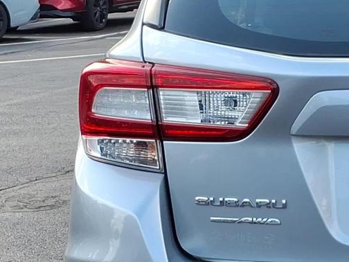 Ice Silver Metallic 2019 Subaru Impreza 2.0i