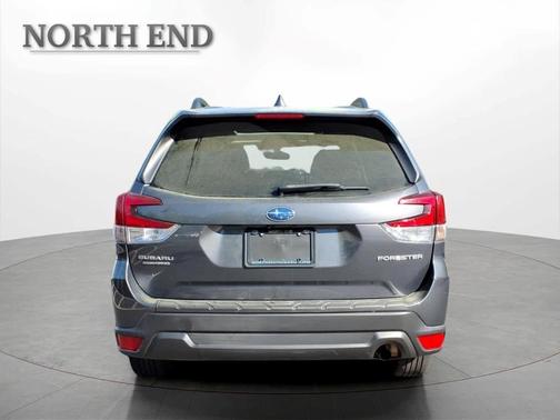 Magnetite Gray Metallic 2021 Subaru Forester Premium