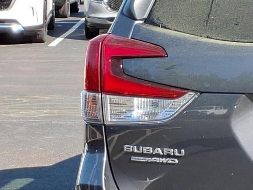 Magnetite Gray Metallic 2021 Subaru Forester Premium