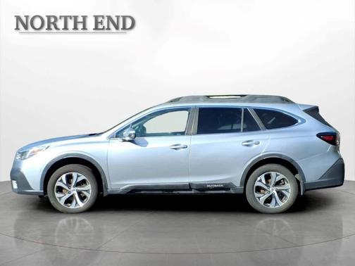 Ice Silver Metallic 2022 Subaru Outback Limited