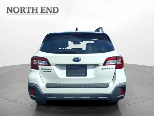 White 2019 Subaru Outback 2.5i Premium