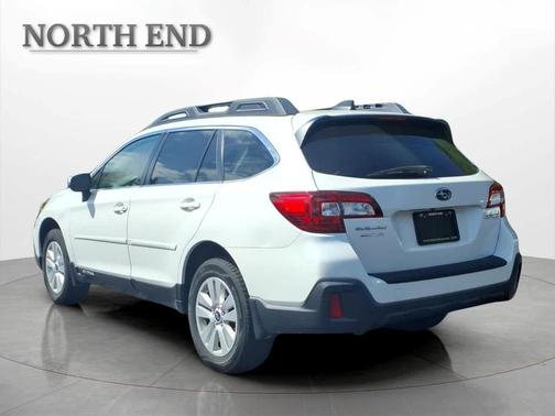 White 2019 Subaru Outback 2.5i Premium