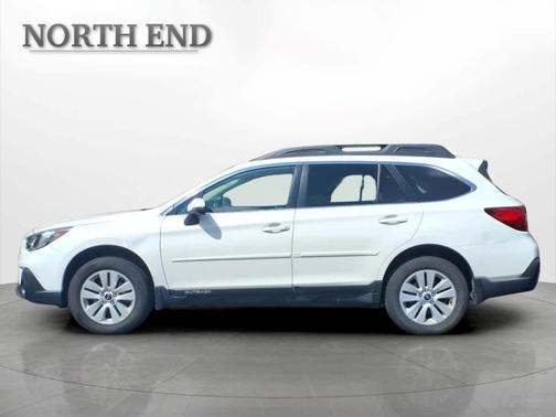 White 2019 Subaru Outback 2.5i Premium