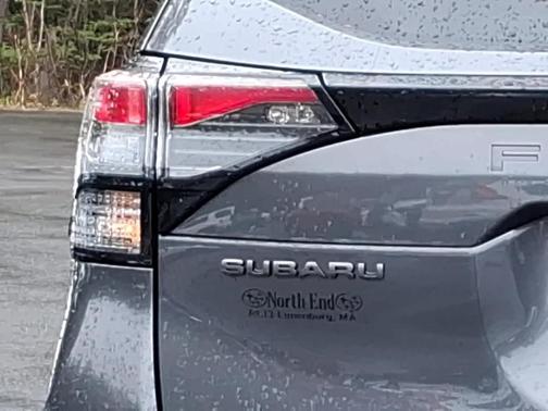 Magnetite Gray Metallic 2025 Subaru Forester Hybrid Sport