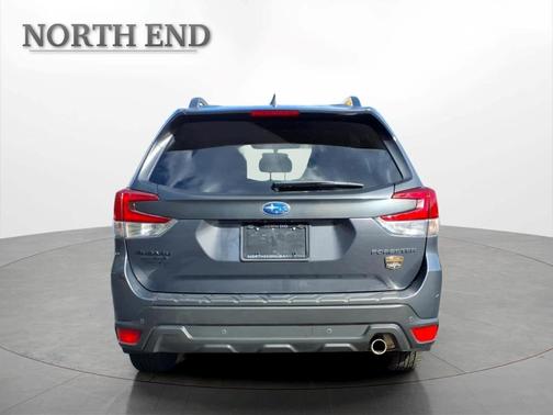 Magnetite Gray Metallic 2023 Subaru Forester Wilderness