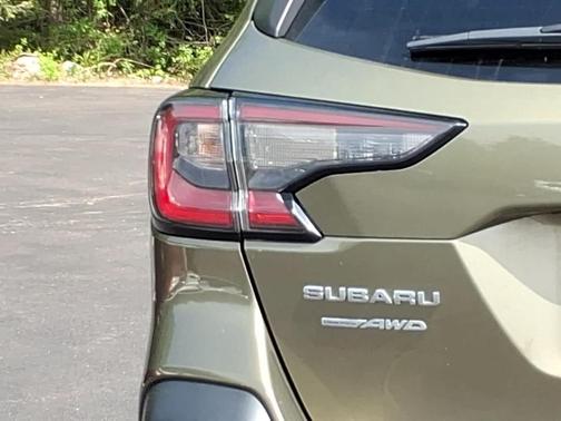Autumn Green Metallic 2024 Subaru Outback Premium