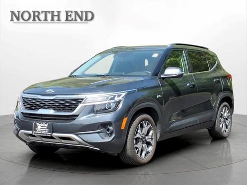 Gravity Gray 2021 Kia Seltos EX