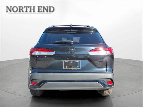 2024 Toyota Corolla Cross Hybrid SE