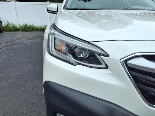 2022 Subaru Outback Limited XT