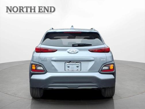 2021 Hyundai KONA SEL Plus