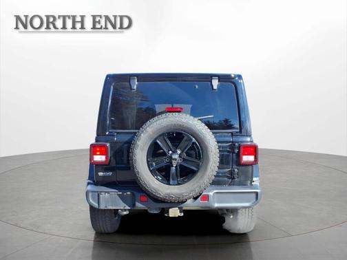 2021 Jeep Wrangler Unlimited Sahara Altitude