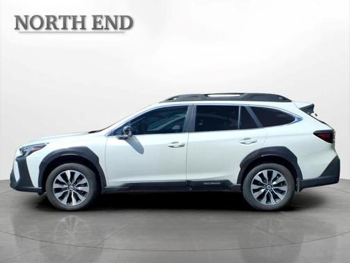 Crystal White Pearl 2023 Subaru Outback Limited