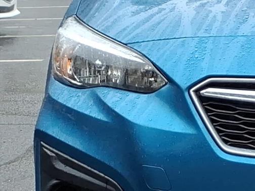 2017 Subaru Impreza 2.0i