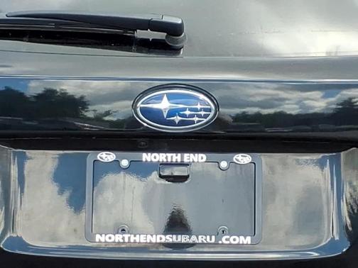 Crystal Black Silica 2023 Subaru Outback Premium