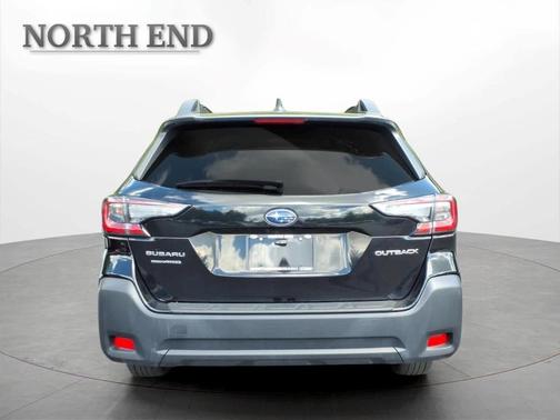 Crystal Black Silica 2023 Subaru Outback Premium