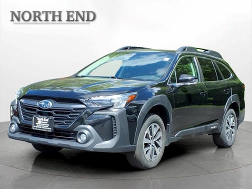 Crystal Black Silica 2023 Subaru Outback Premium