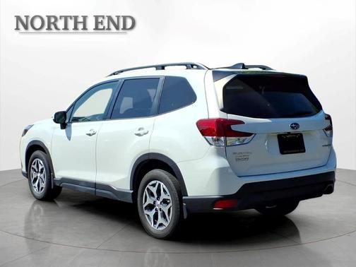 Crystal White Pearl 2024 Subaru Forester Premium