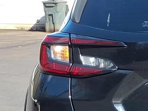 Crystal Black Silica 2024 Subaru Crosstrek Premium