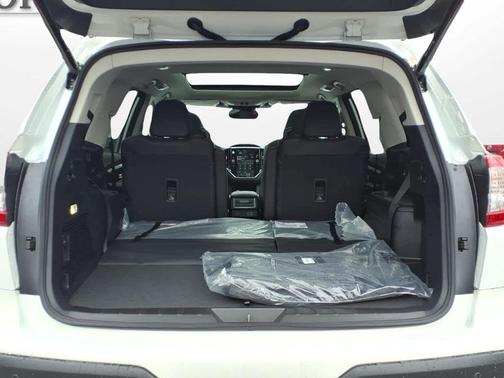 Crystal White Pearl 2026 Subaru Ascent Limited Bronze Edition 7-Passenger
