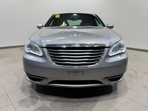2014 Chrysler 200 Limited