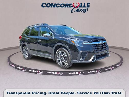 Crystal Black Silica 2023 Subaru Ascent Touring 7-Passenger