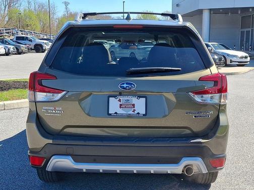 2023 Subaru Forester Touring