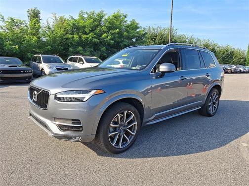 2019 Volvo XC90 T6 Momentum