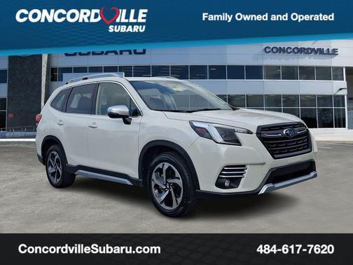 Crystal White Pearl 2023 Subaru Forester Touring