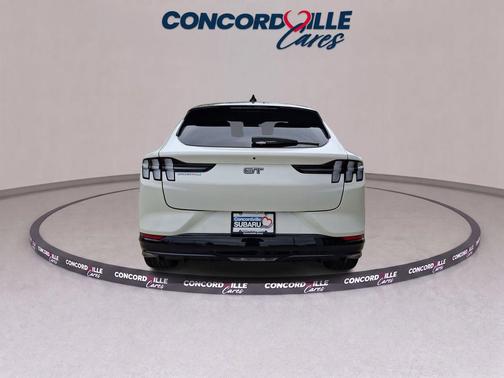 STAR WHITE MET TRI-COAT 2024 Ford Mustang Mach-E GT