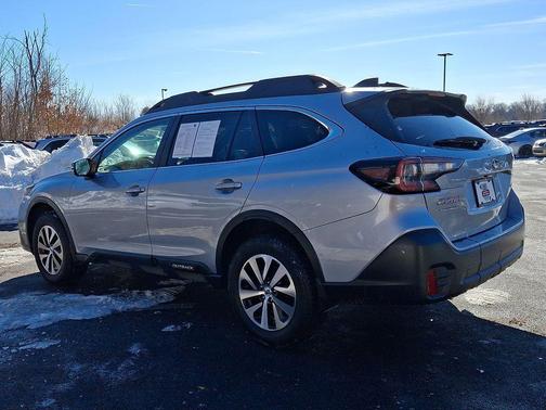 2021 Subaru Outback Premium