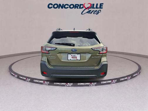Autumn Green Metallic 2025 Subaru Outback Premium