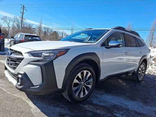 2023 Subaru Outback Touring