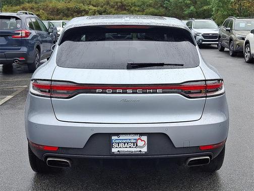2021 Porsche Macan Base