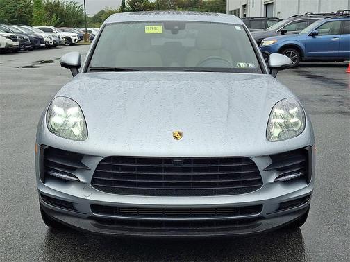 2021 Porsche Macan Base