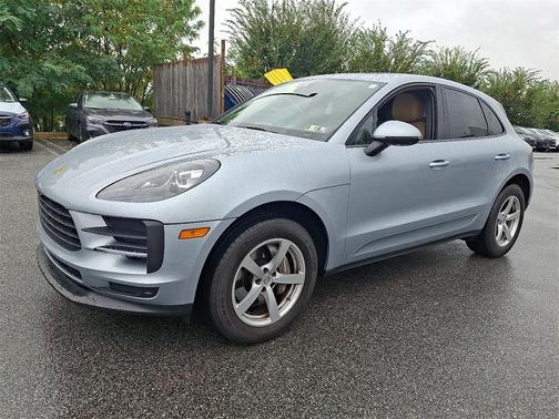 2021 Porsche Macan Base